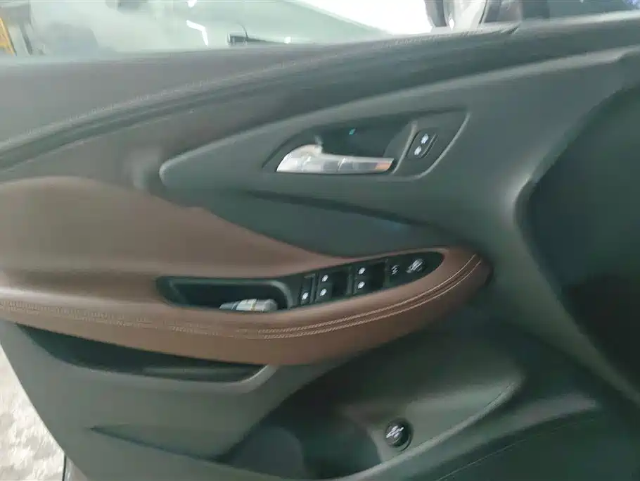 Buick Envision Plus 2018