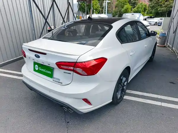 Ford Focus 2023