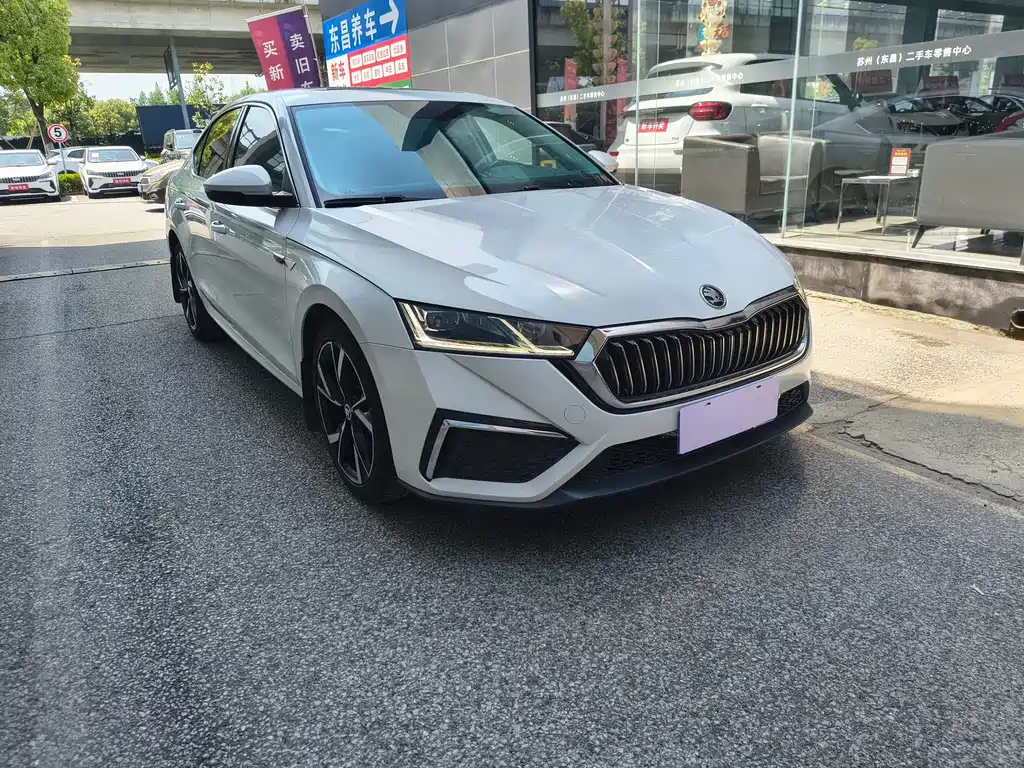 Skoda Octavia 2023