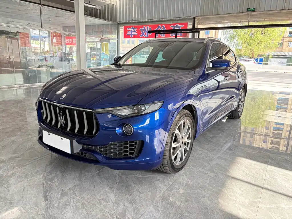Maserati Levante 2018 — фото 1