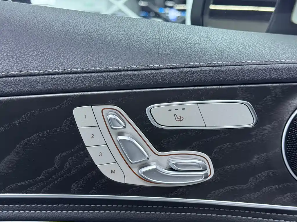 Mercedes-Benz C-Class 2020 — фото 16