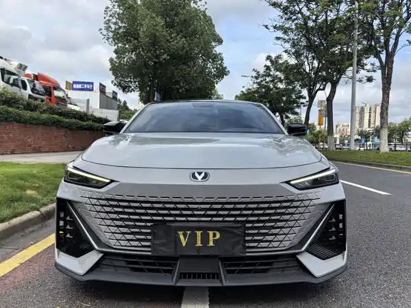 Changan UNI-V 2022