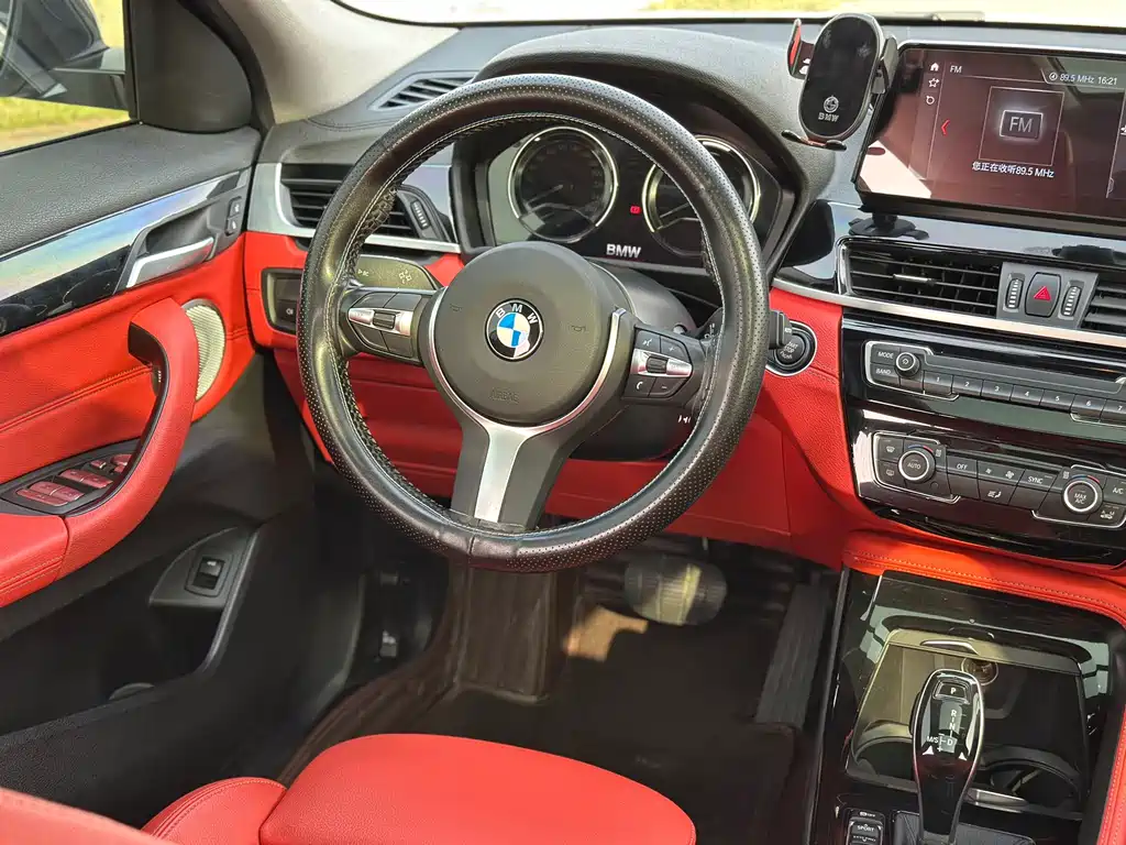 BMW X2 2021 — фото 8