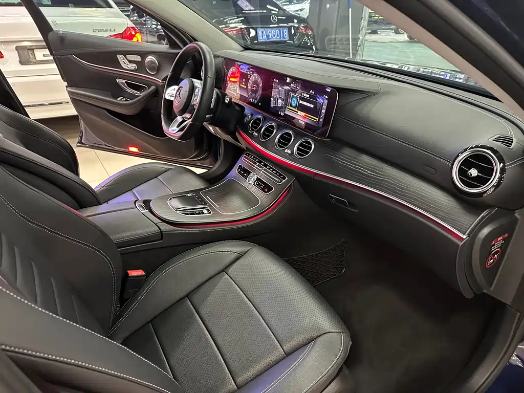 Mercedes-Benz E-Class 2020 — фото 9