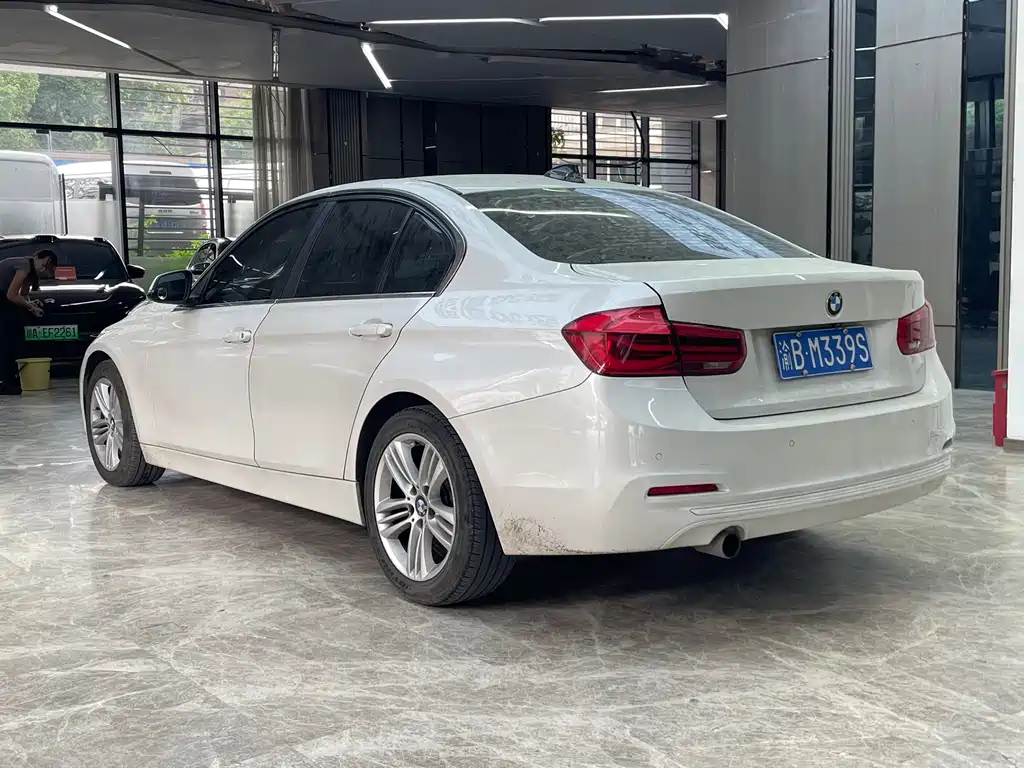 BMW 3 Series 2017