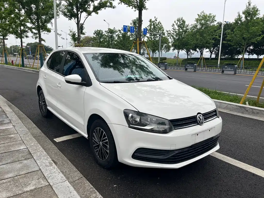 Volkswagen Polo 2017 — фото 3