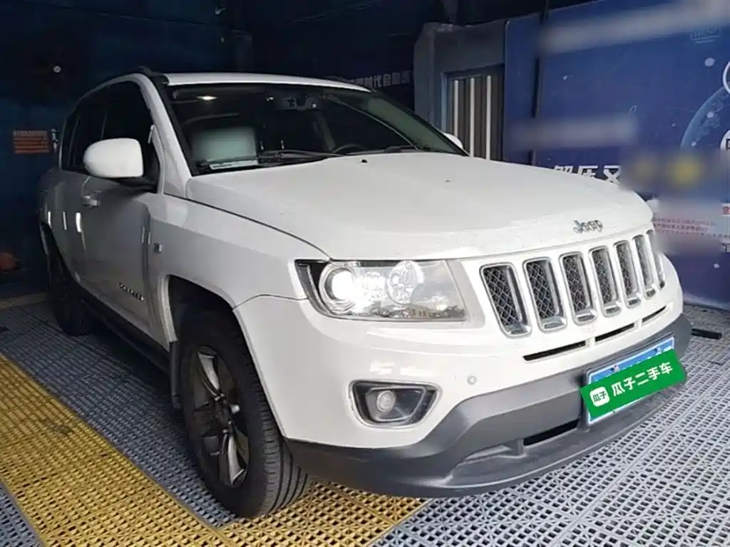 Jeep Compass 2014 — фото 4