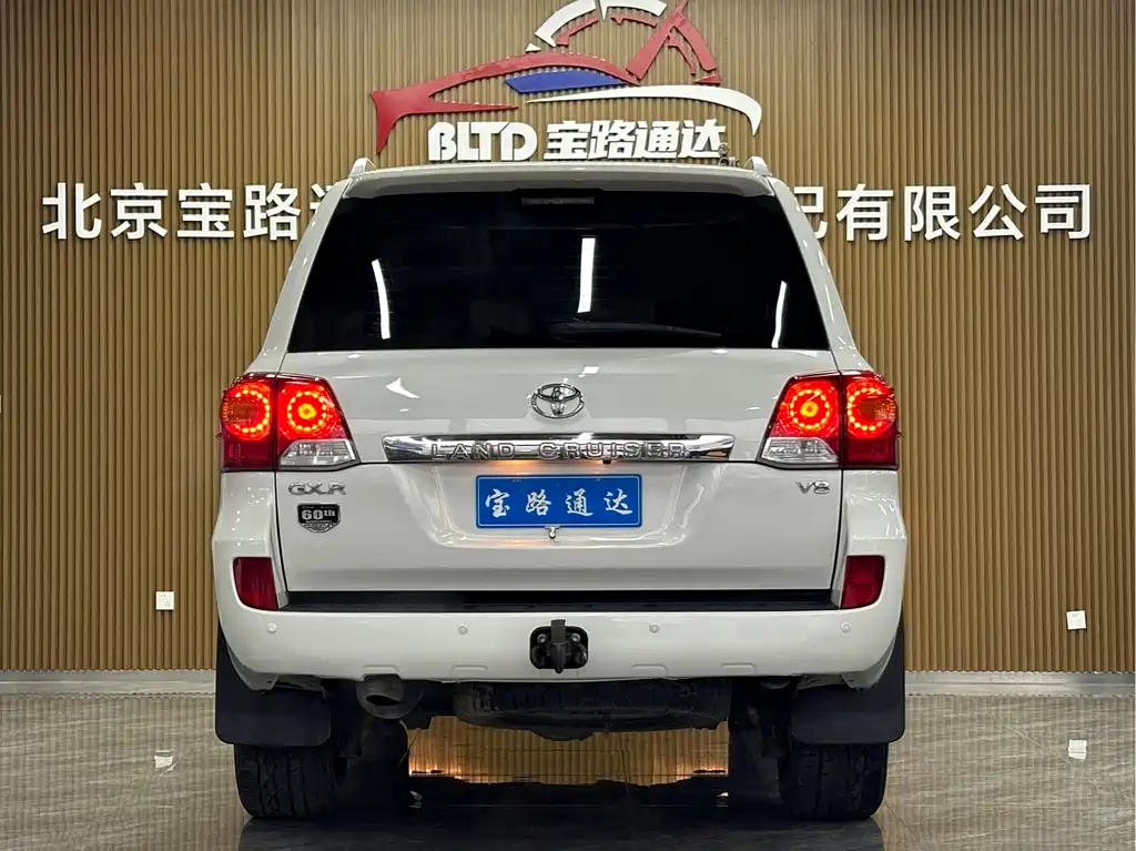 Toyota Land Cruiser 2015 — фото 5