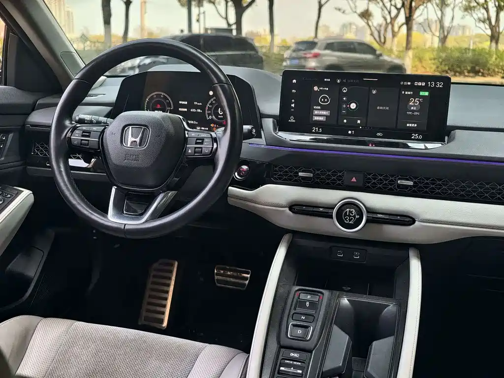Honda Accord New Energy 2023 — фото 7