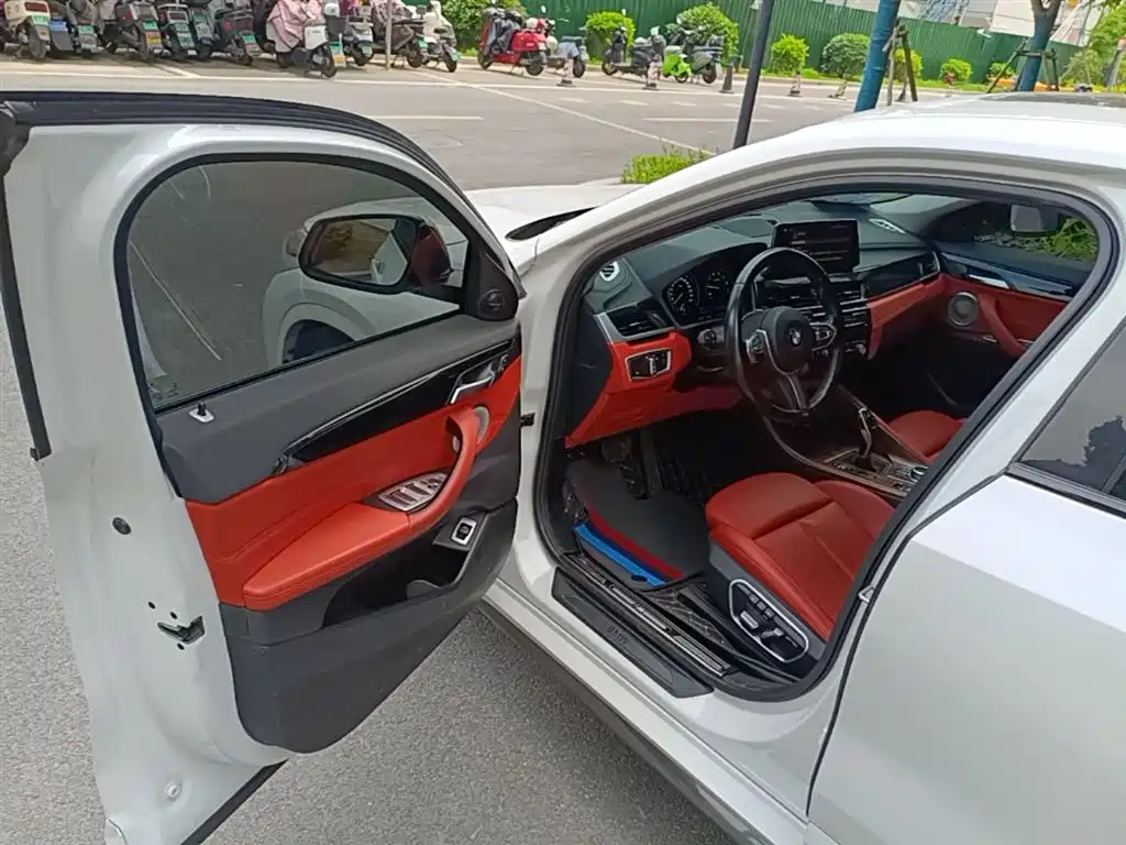 BMW X2 2022 — фото 16