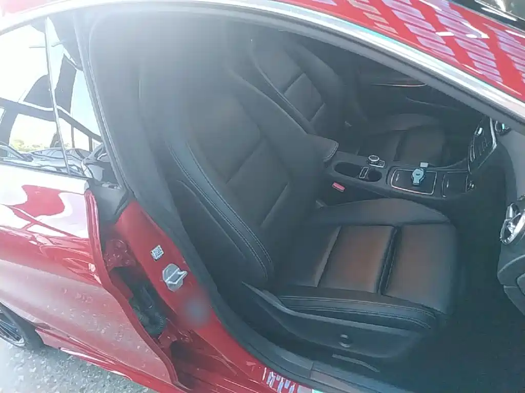 Mercedes-Benz CLA 2018 — фото 25