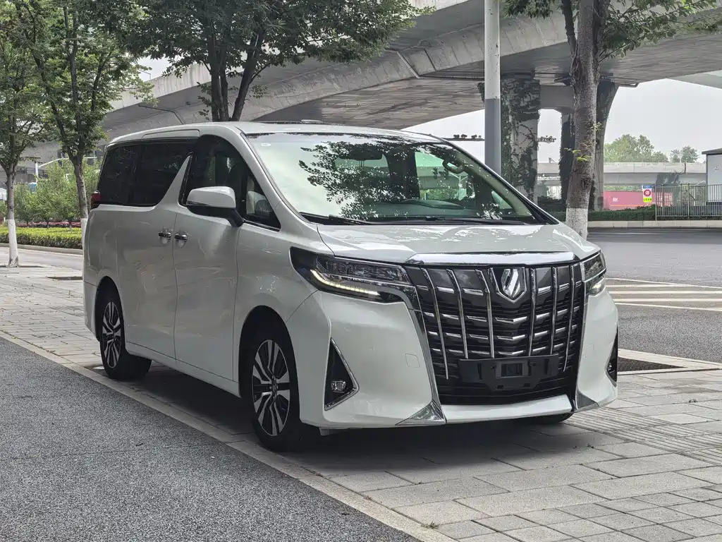 Toyota Alphard 2019 — фото 3