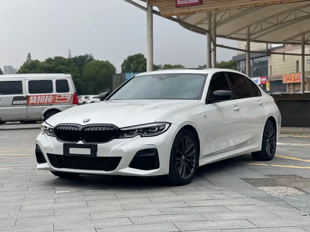 BMW 3 Series 2020