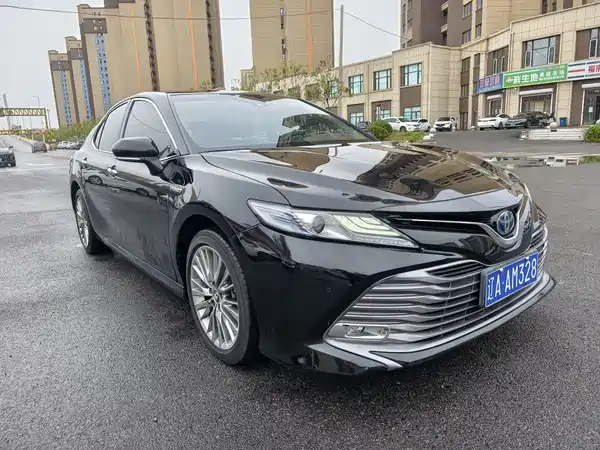 Toyota Camry 2019