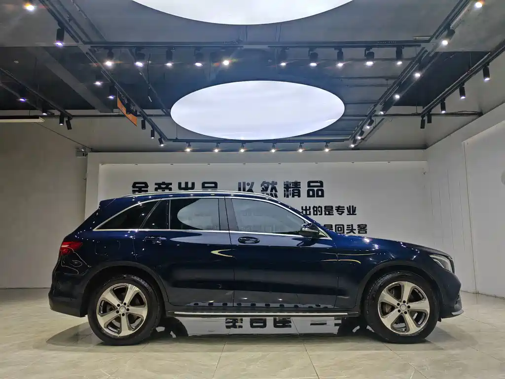 Mercedes-Benz GLC 2016 — фото 13