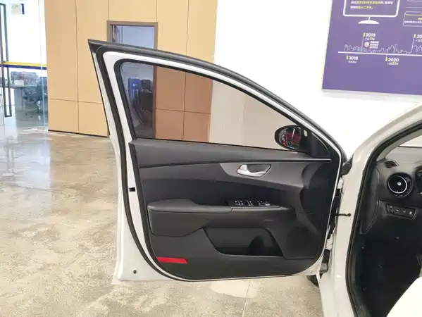 Kia K3 2025