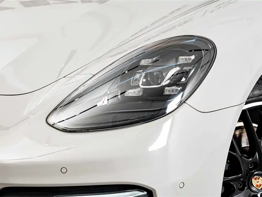 Porsche Panamera 2023 — фото 4