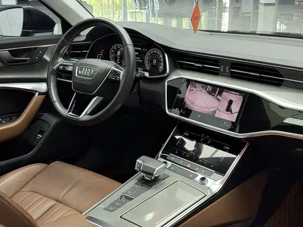Audi A6L 2022