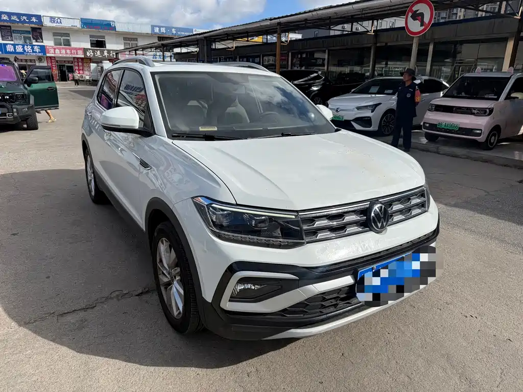 Volkswagen T-Cross 2023 — фото 3