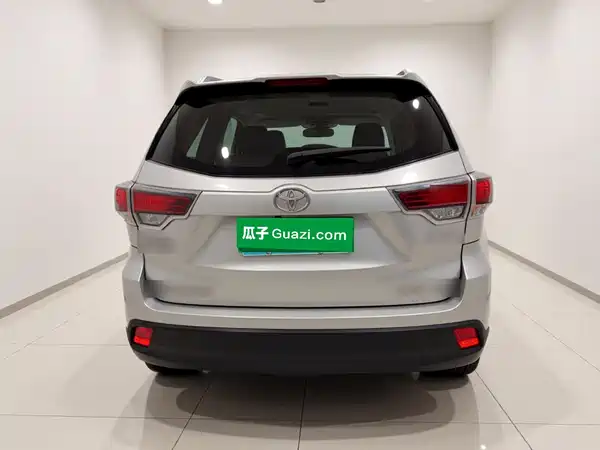 Toyota Highlander 2015