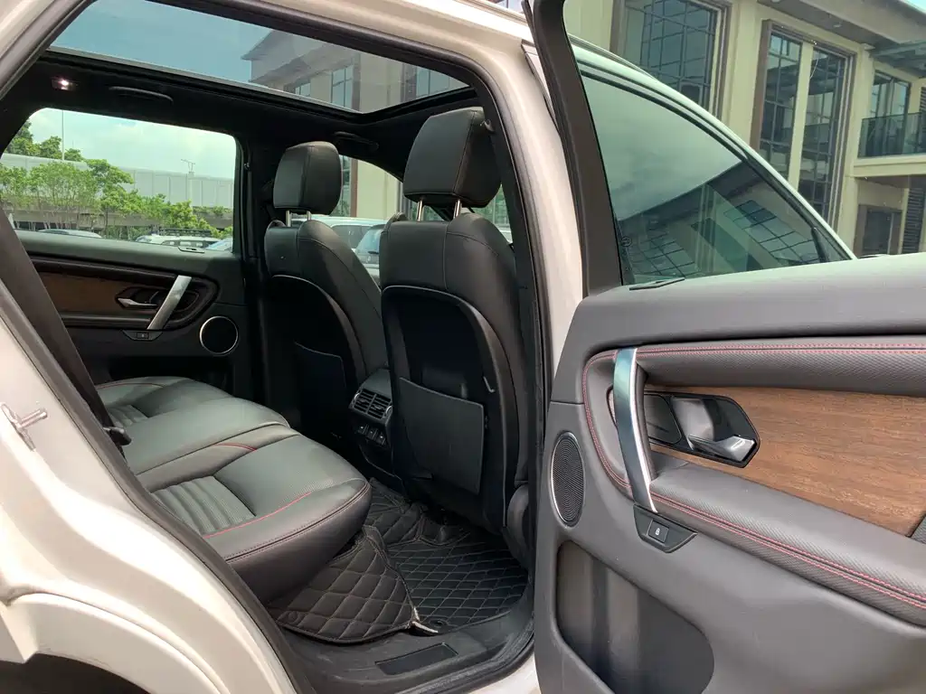 Land Rover Discovery Sport 2022 — фото 17