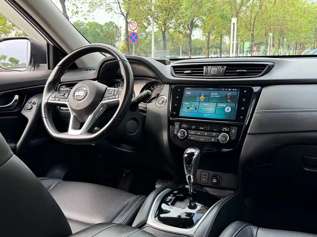 Nissan X-Trail 2020 — фото 11