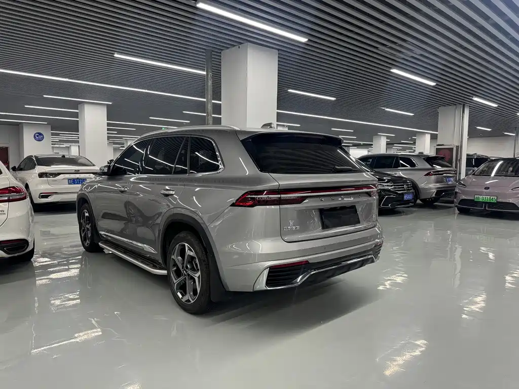 Geely Xingyue L 2024 — фото 10
