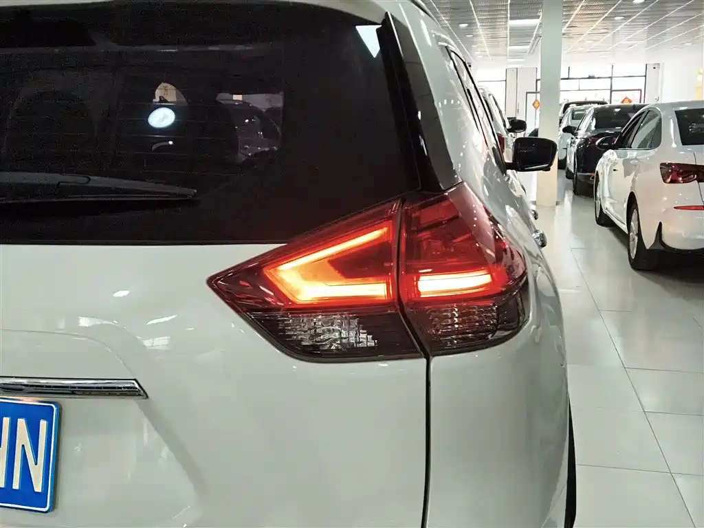 Nissan X-Trail 2021 — фото 24
