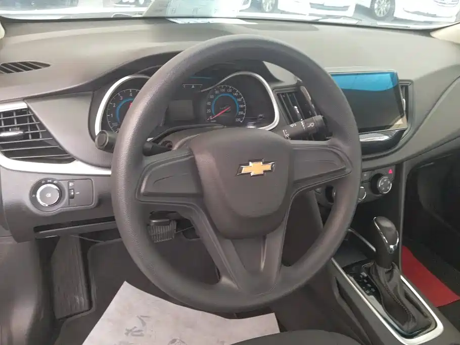 Chevrolet Cavalier 2019 — фото 15