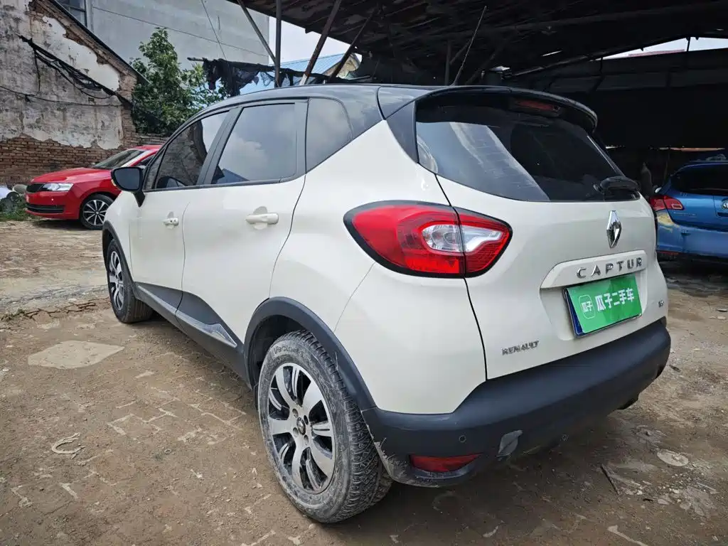 Renault Captur 2016 — фото 5