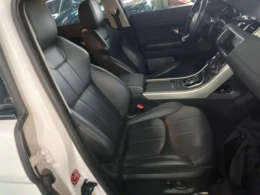 Land Rover Range Rover Evoque 2018 — фото 25