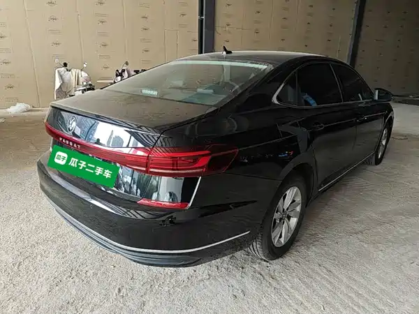 Volkswagen Passat 2025
