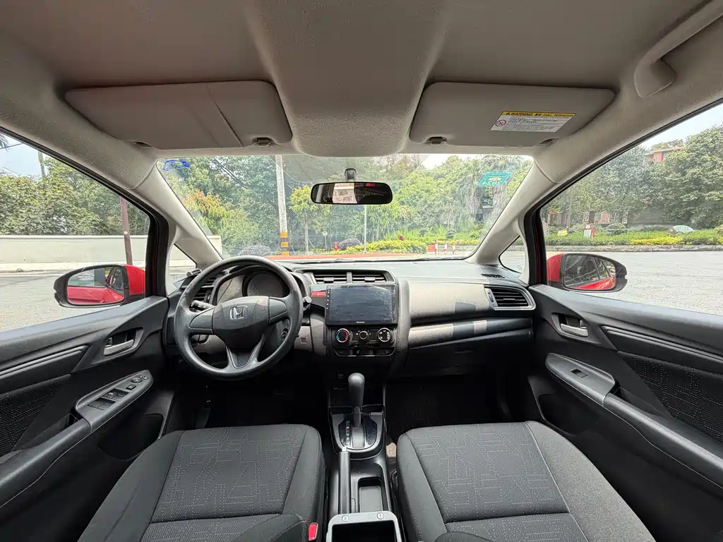 Honda Fit 2016 — фото 6
