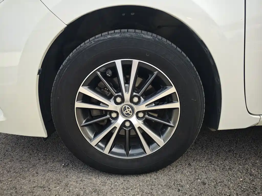 Toyota Levin 2017 — фото 14