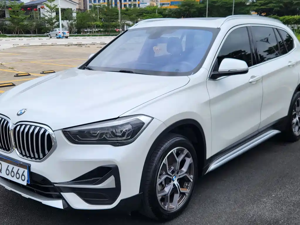 BMW X1 2020 — фото 1
