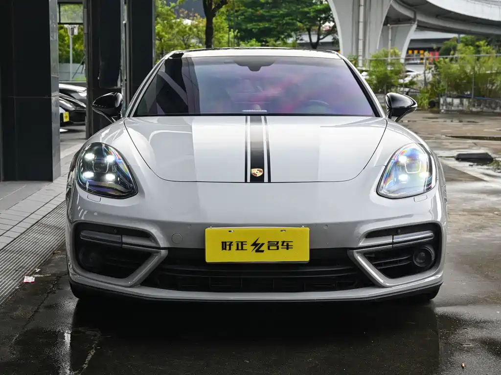 Porsche Panamera 2017 — фото 2