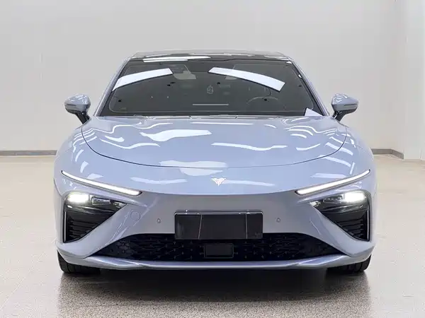 Neta S 2023