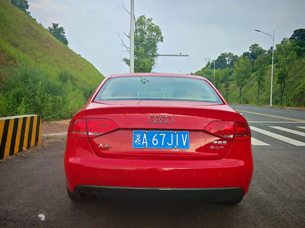 Audi A4L 2010