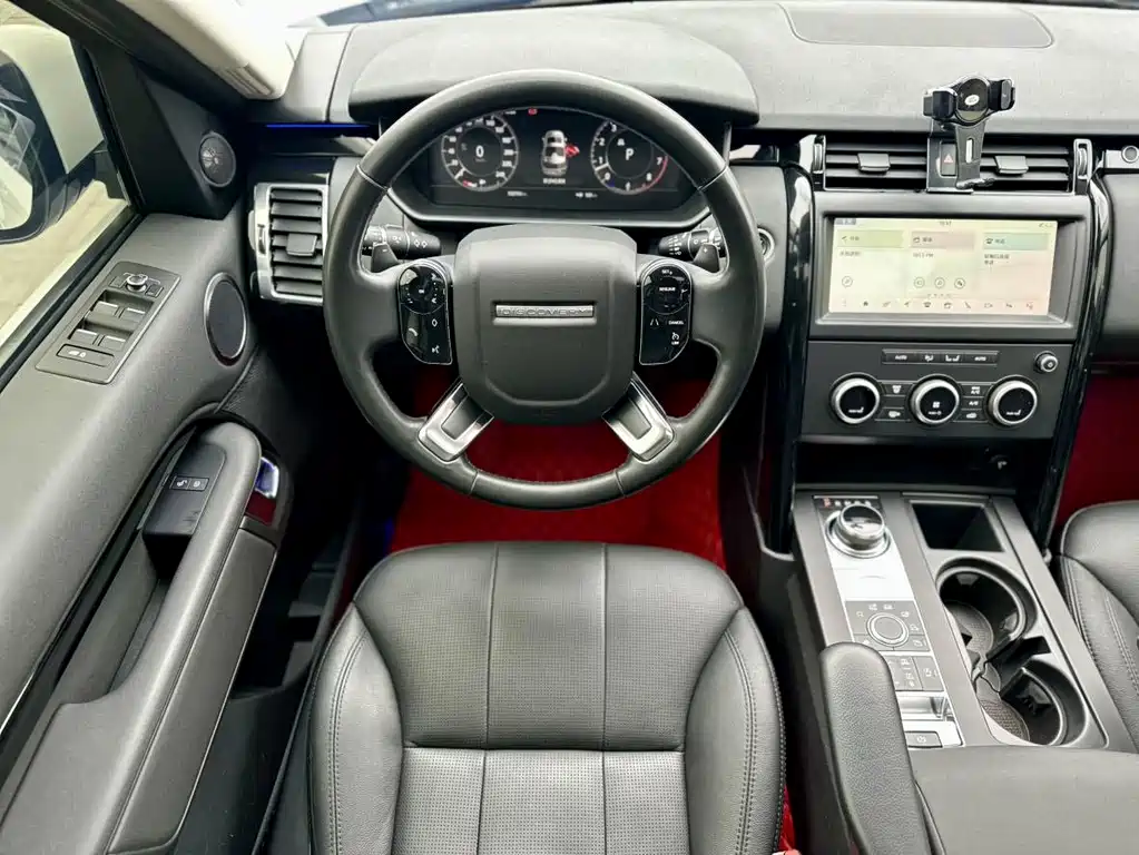 Land Rover Discovery 2020 — фото 10