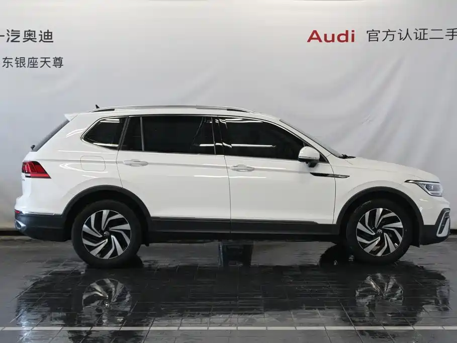Volkswagen Tiguan L 2022 — фото 4