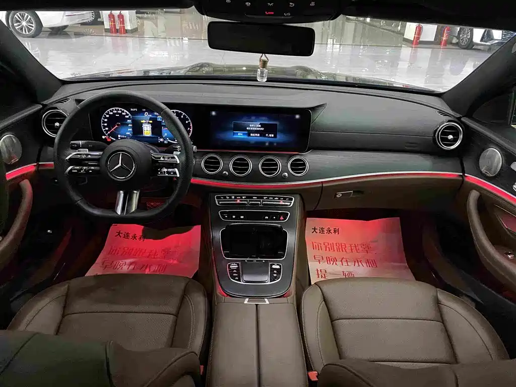 Mercedes-Benz E-Class 2023 — фото 9