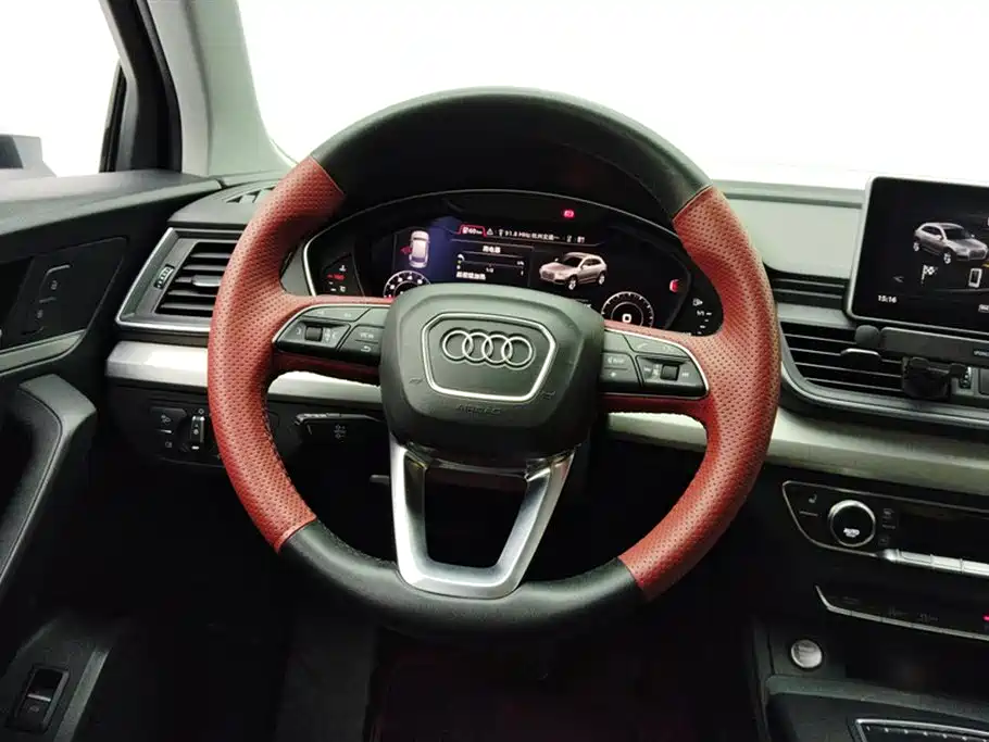 Audi Q5L 2020 — фото 15