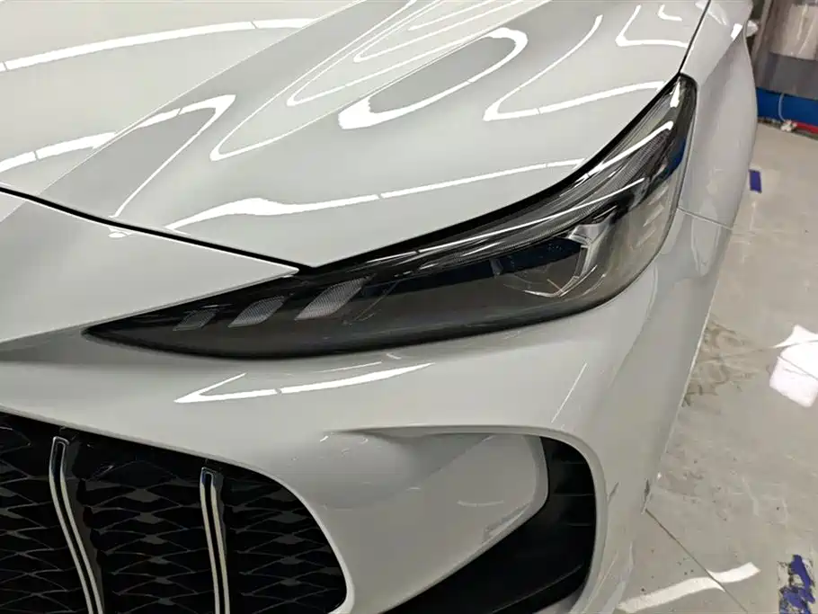 MG 5 2025