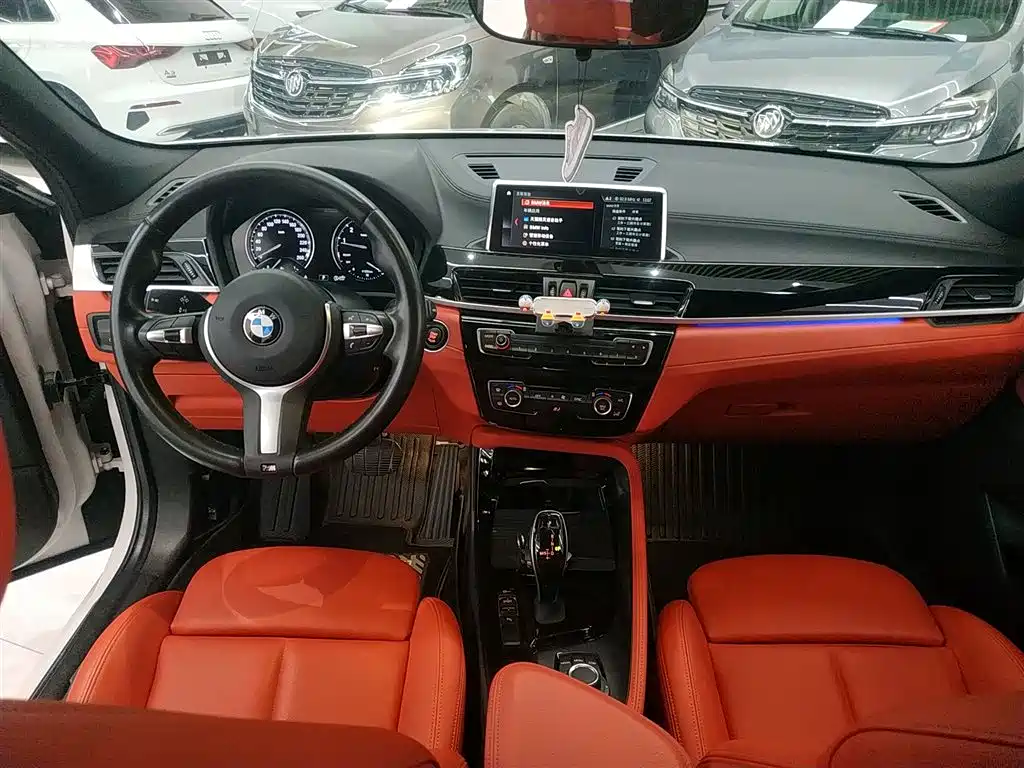 BMW X2 2020 — фото 10