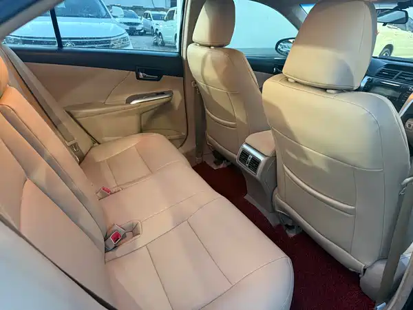 Toyota Camry 2012