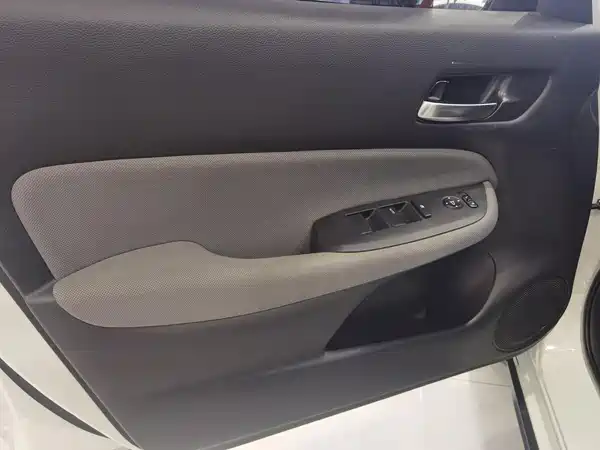 Honda LIFE 2021