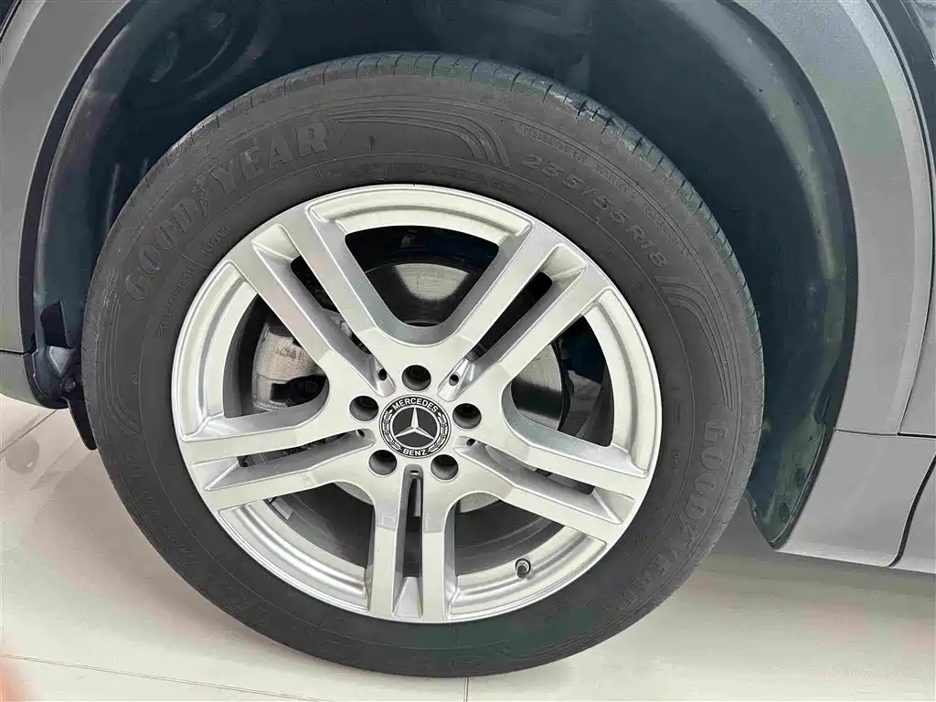 Mercedes-Benz GLB 2022