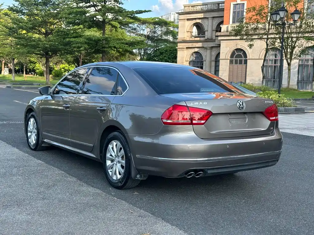 Volkswagen Passat 2015 — фото 15