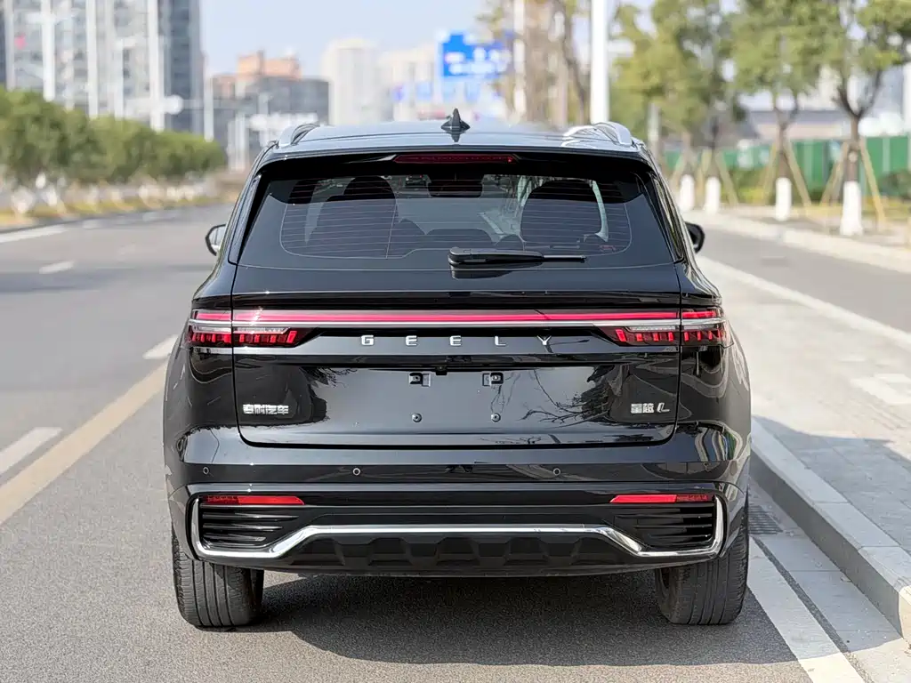Geely Xingyue L 2024 — фото 15