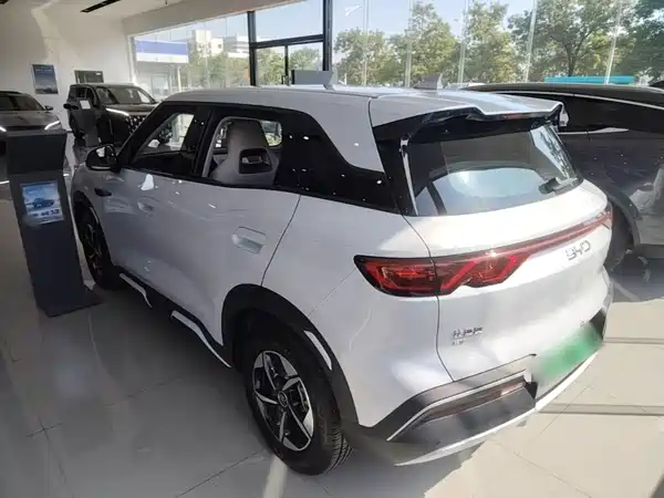 BYD Yuan UP 2024